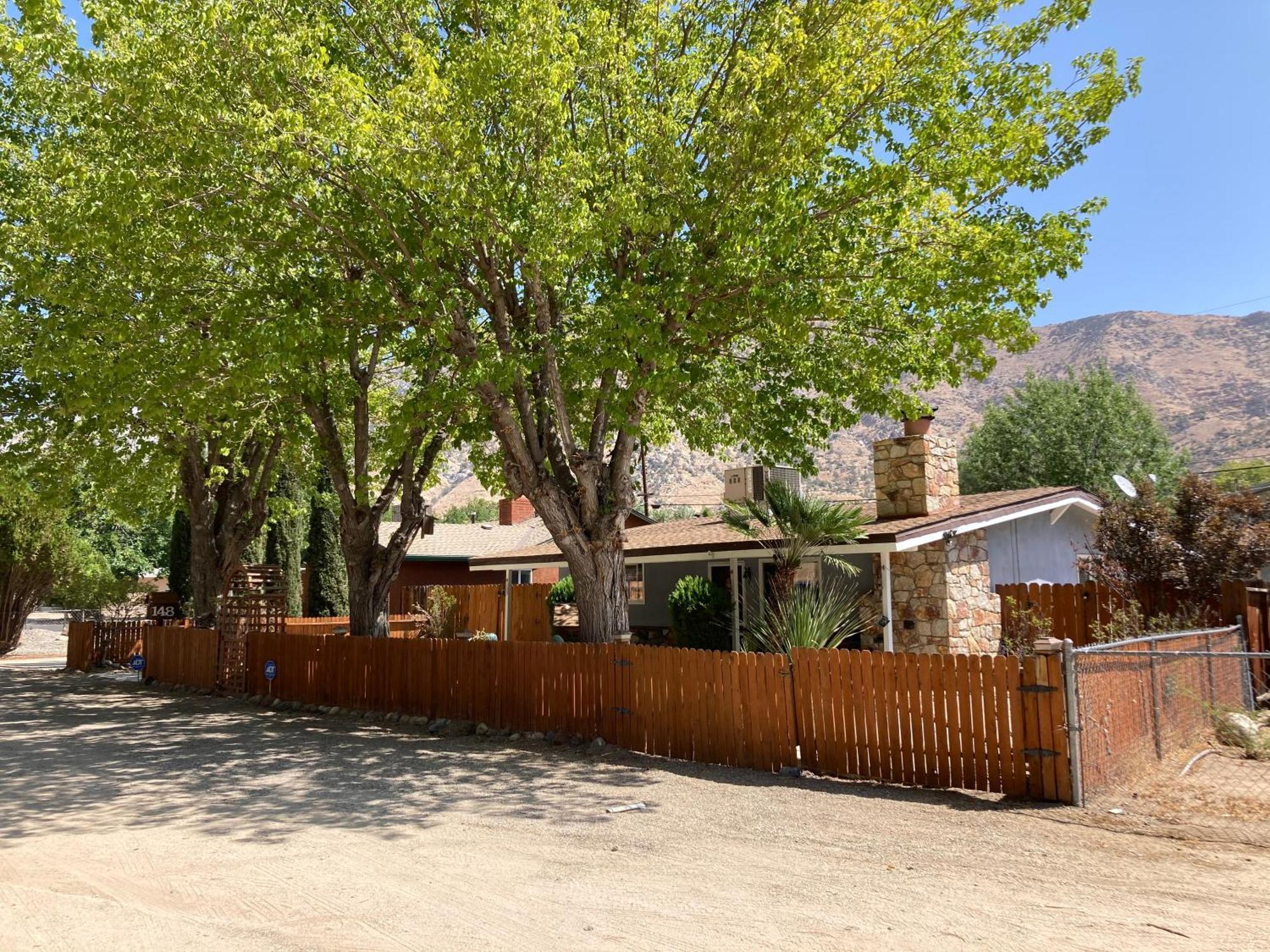 Holiday home - Walk To River Kern & Downtown Kernville