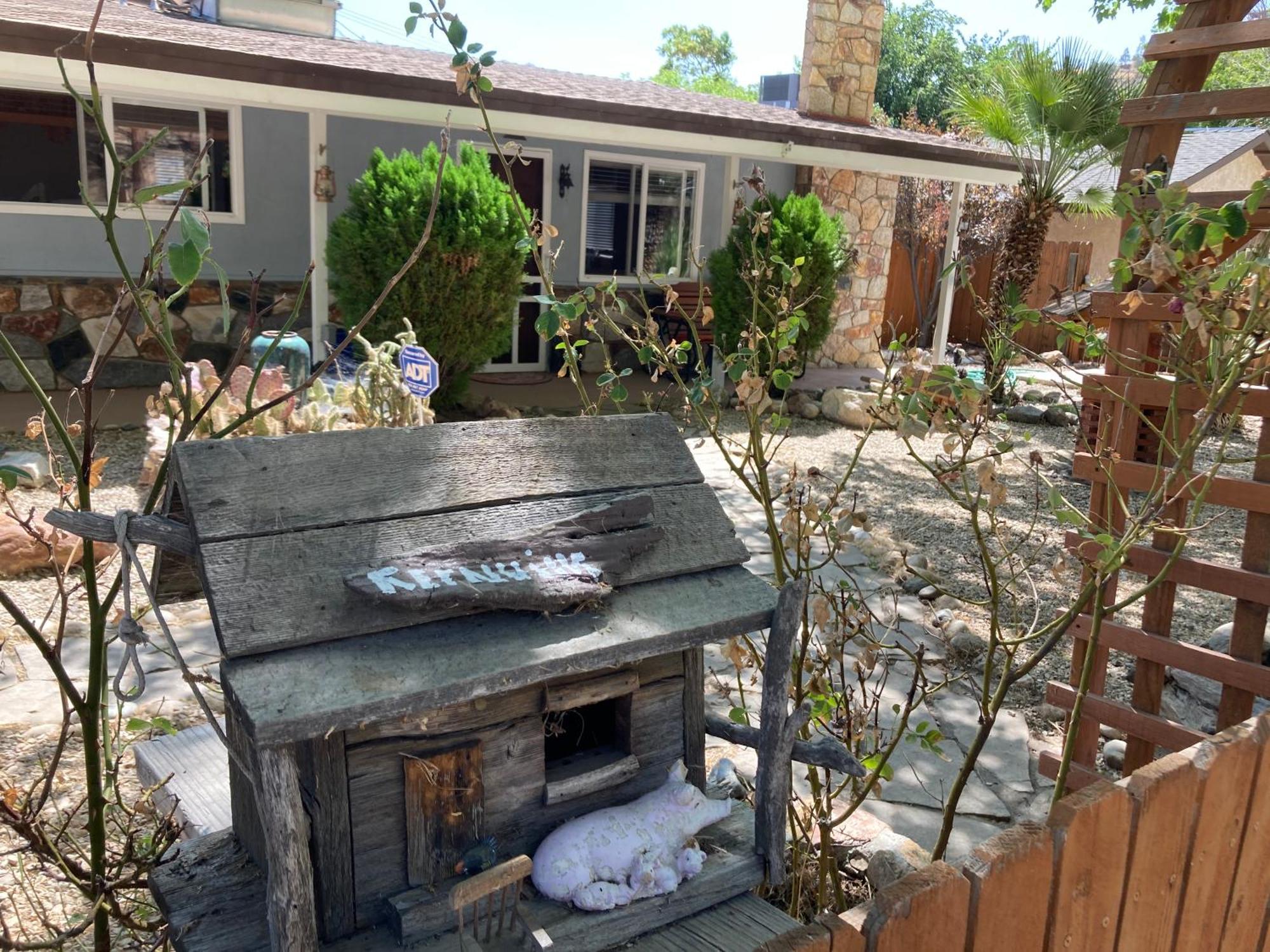 - Walk To River Kern & Downtown Holiday home *